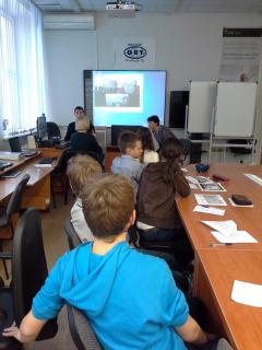 Первая виртуальная встреча членов Клуба любителей математики нашей гимназии и школы ОРТ в Милане