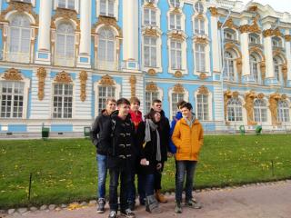 Учащиеся 10-х классов совершили увлекательную поездку в Санкт-Петербург